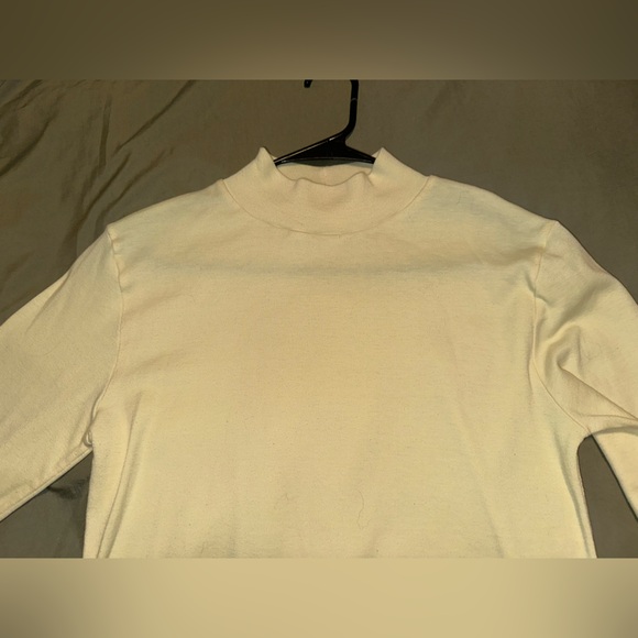 Erika & Co Yellow Mock Turtleneck Long Sleeve - Size Medium - Picture 3 of 4
